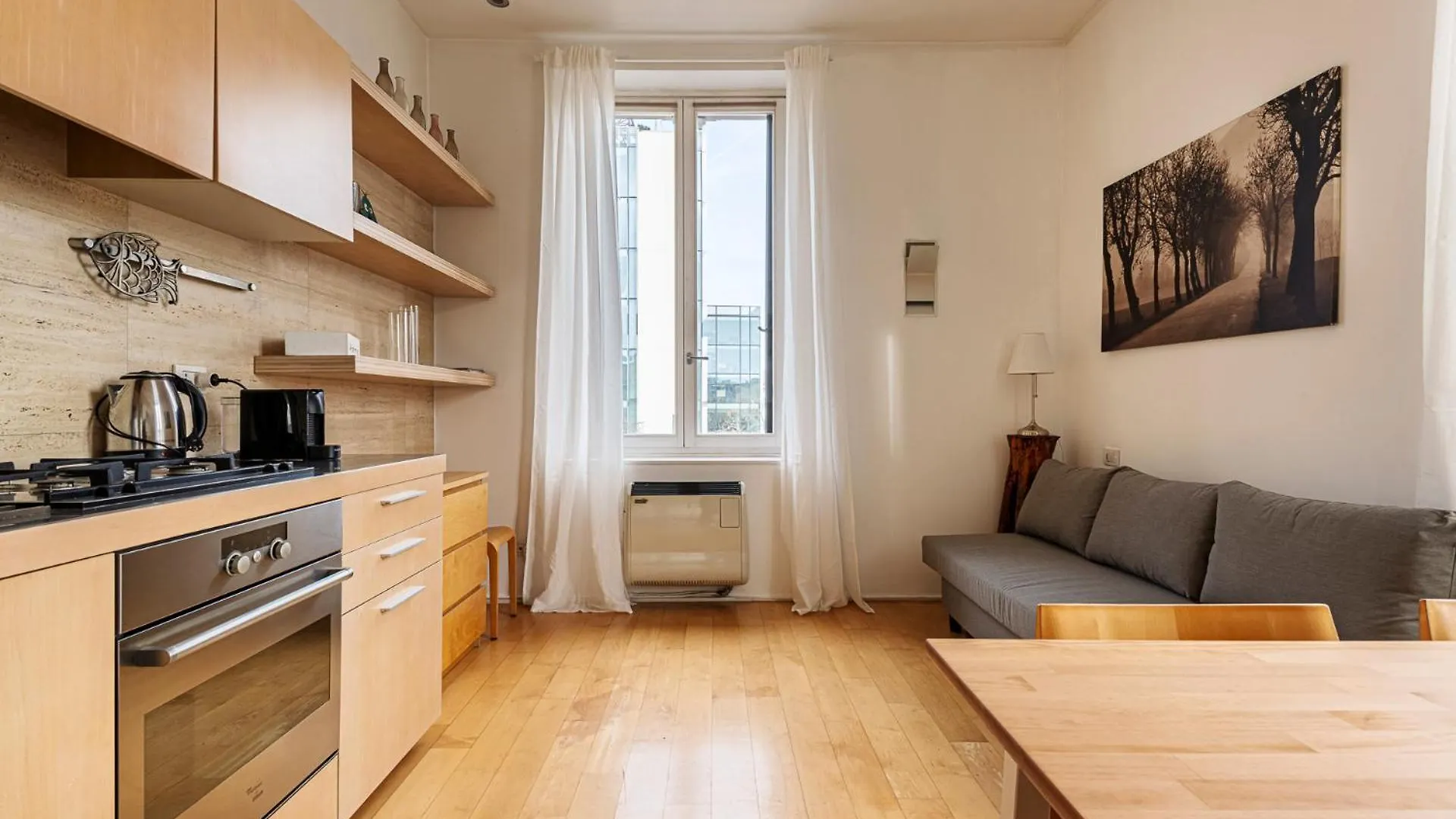 One Bedroom Apartment In Brera Milano