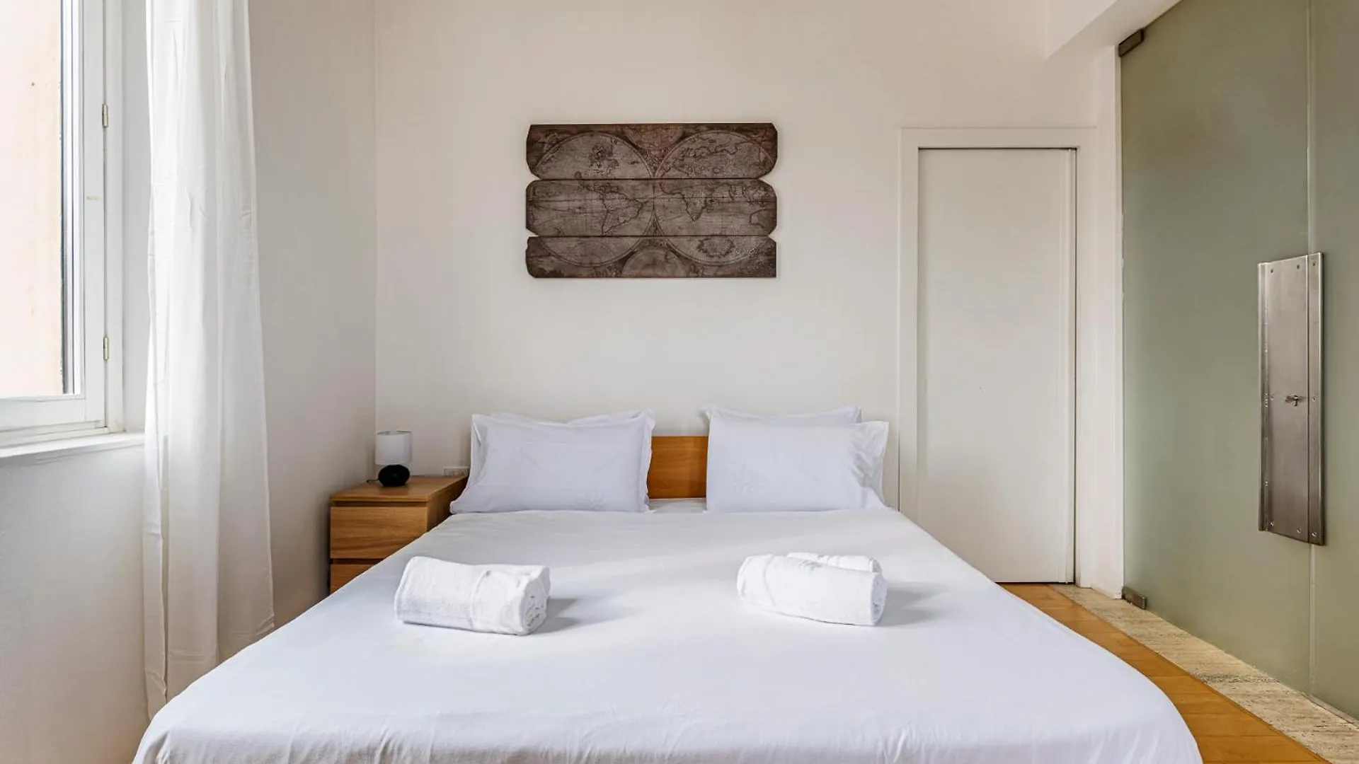 One Bedroom Apartment In Brera Milano